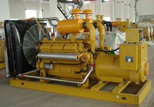 内蒙古汽油发电机组电瓶的保养周期是多久？